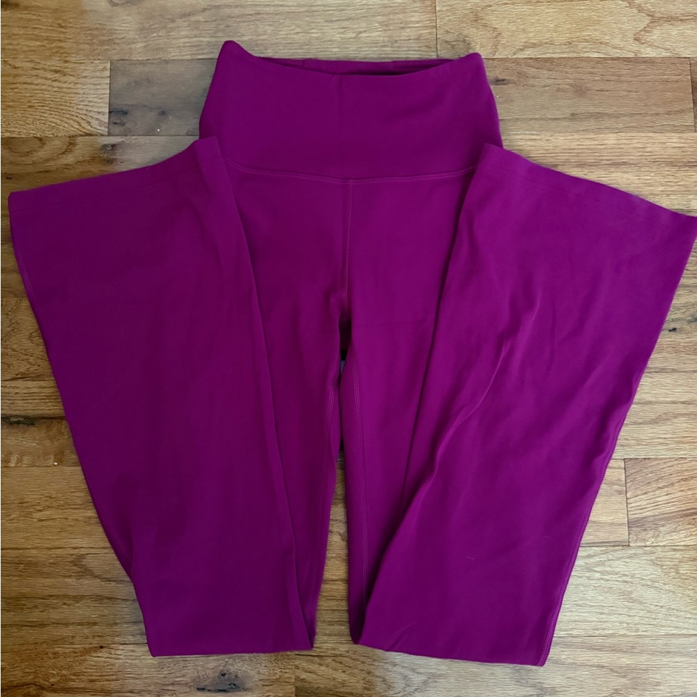 Lululemon Women's Purplish pink Pants
